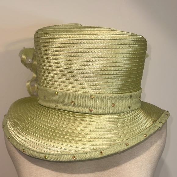 Vintage ML STUDIO Mint Green Hat Rhinestones Feathers one size - Picture 8 of 8